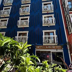 Moon Blue Стамбул